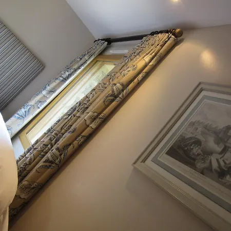 Parc De Launay Bed & Breakfast 3*